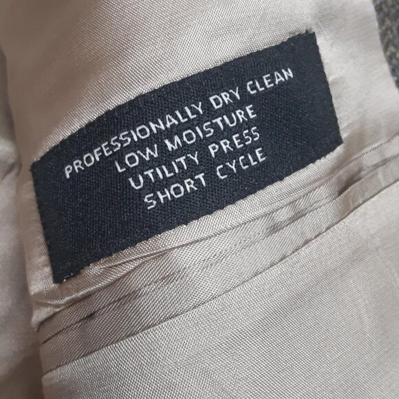 Jos. A. Bank Men's 40R Wool Cashmere Herringbone Sports Coat Two Button - Picture 3 of 16